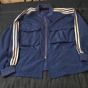 Gently used windbreaker.